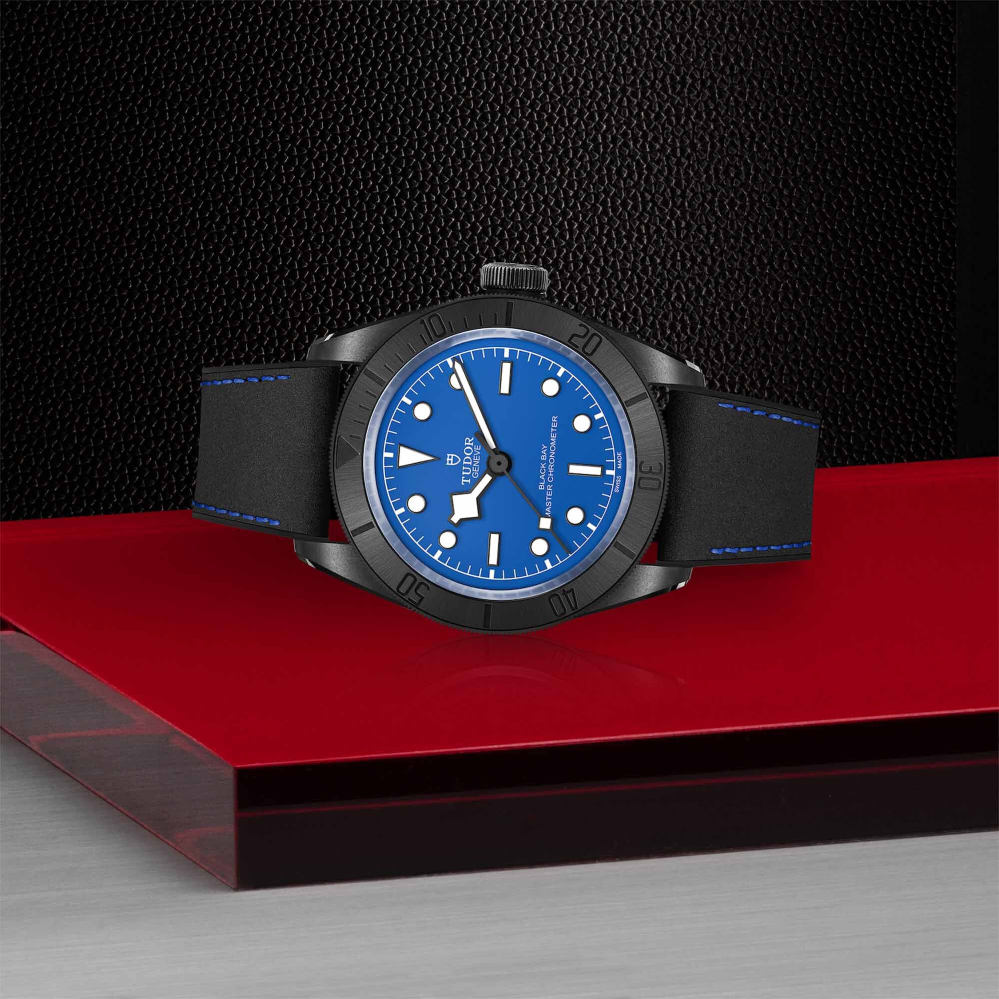 TUDOR Black Bay Automatic 41 mm Ceramic | Maison Birks